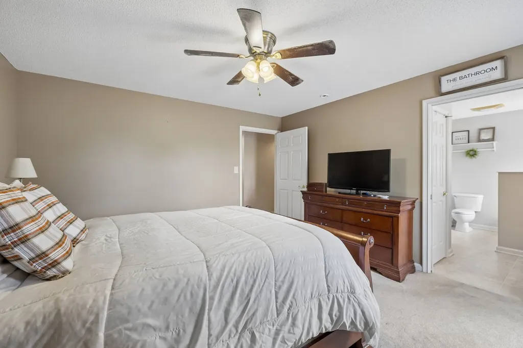 2426 Heartstone Court Clarksville TN 37043