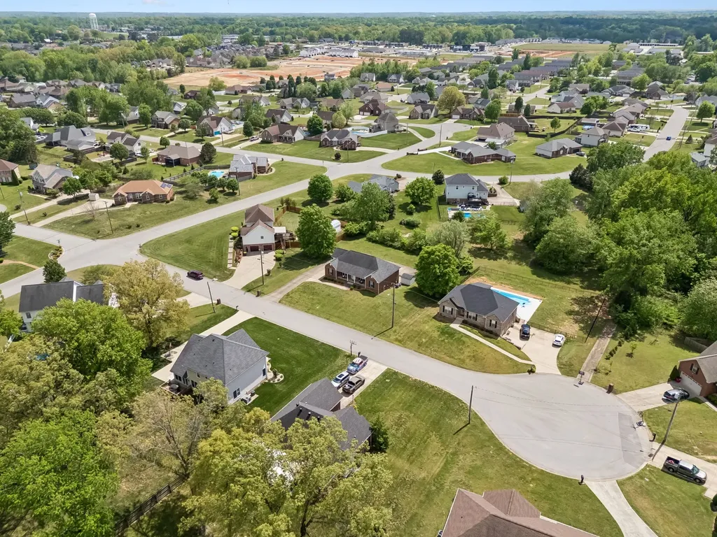 2426 Heartstone Court Clarksville TN 37043