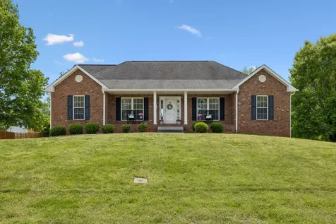 2426 Heartstone Court Clarksville TN 37043
