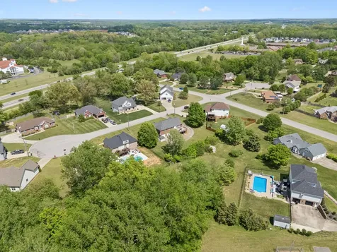 2426 Heartstone Court Clarksville TN 37043
