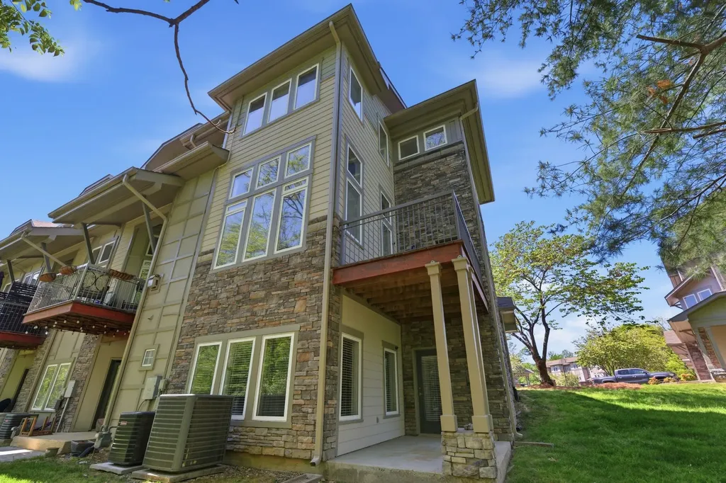 320 Old Hickory Blvd Apt 2210 Nashville TN 37221