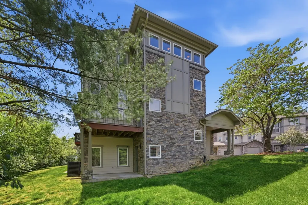 320 Old Hickory Blvd Apt 2210 Nashville TN 37221