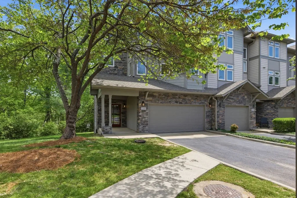 320 Old Hickory Blvd Apt 2210 Nashville TN 37221