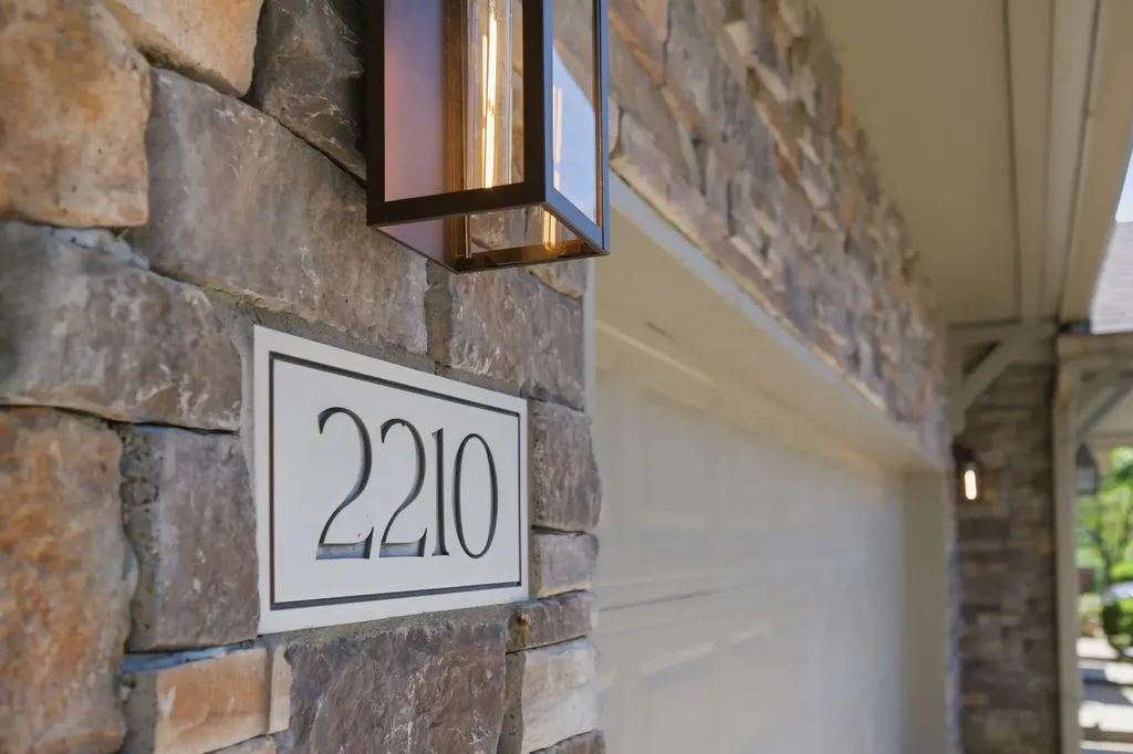 320 Old Hickory Blvd Apt 2210 Nashville TN 37221