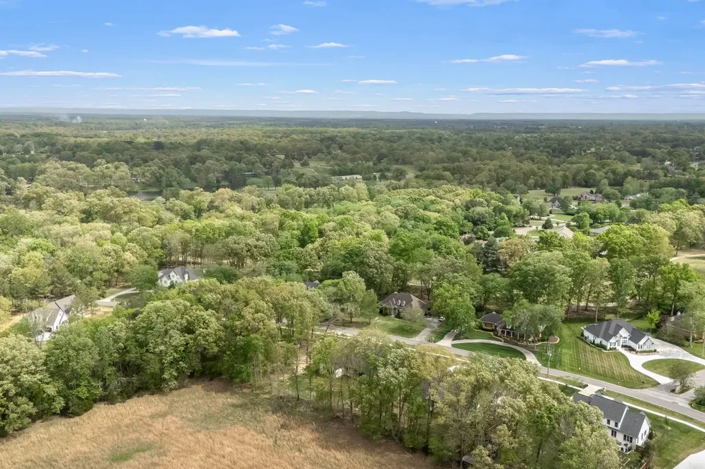 2022 Country Club Drive Tullahoma TN 37388