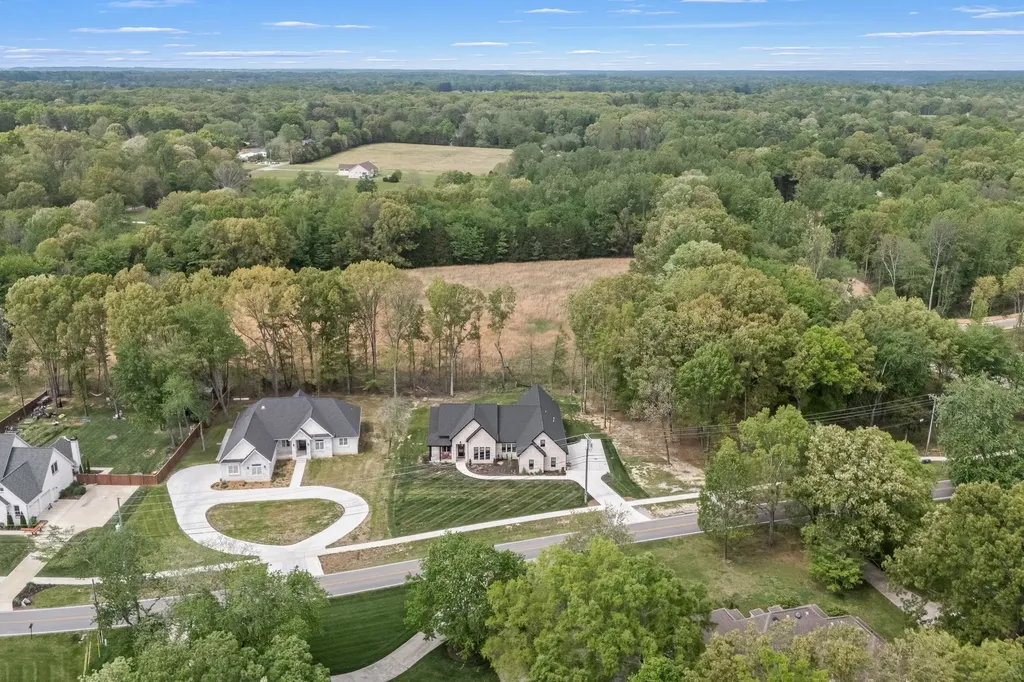 2022 Country Club Drive Tullahoma TN 37388