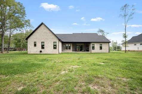 2022 Country Club Drive Tullahoma TN 37388