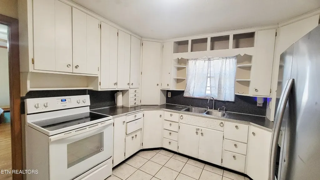 603 Crestview Drive Rockwood TN 37854