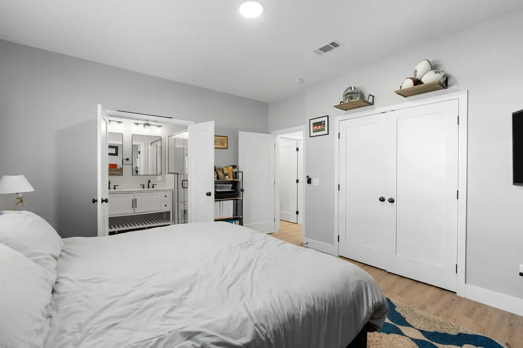 528 Veritas Street Nashville TN 37211