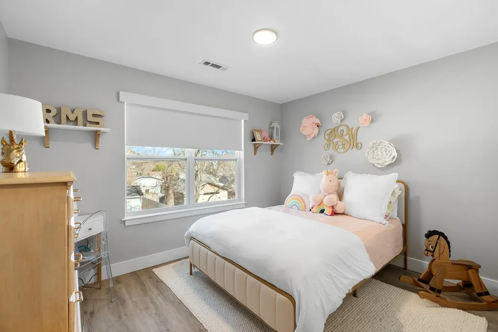 528 Veritas Street Nashville TN 37211