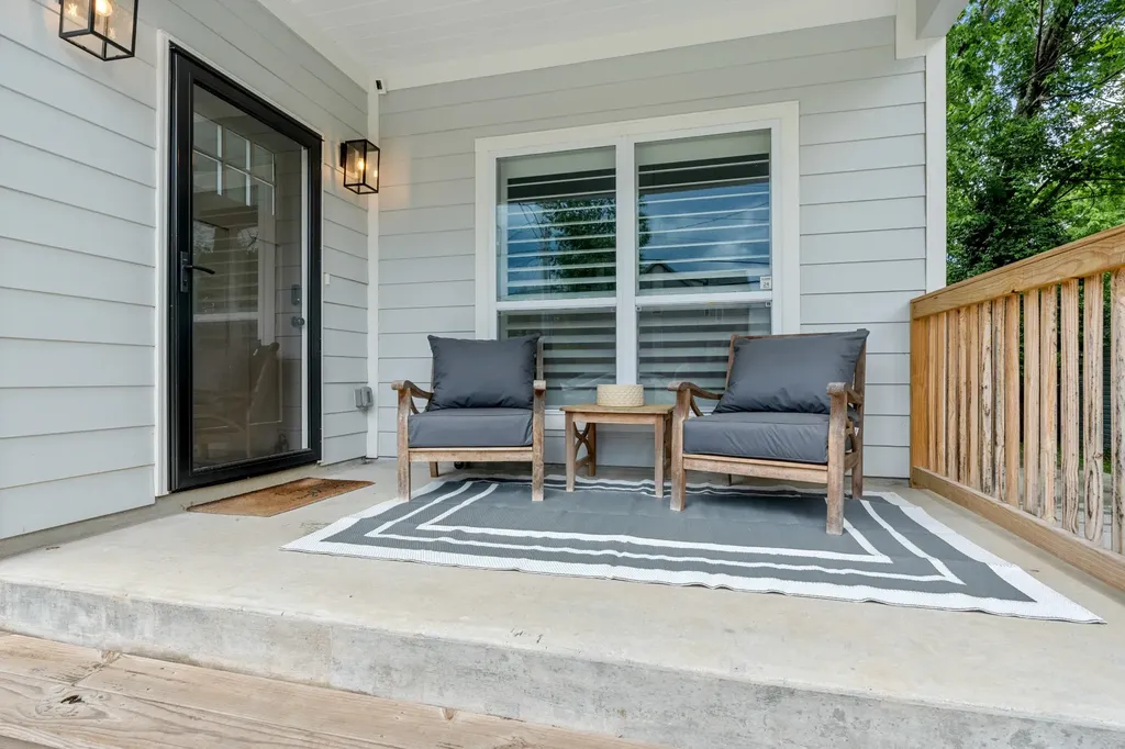 528 Veritas Street Nashville TN 37211