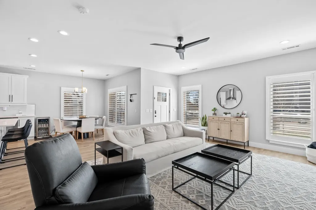 528 Veritas Street Nashville TN 37211