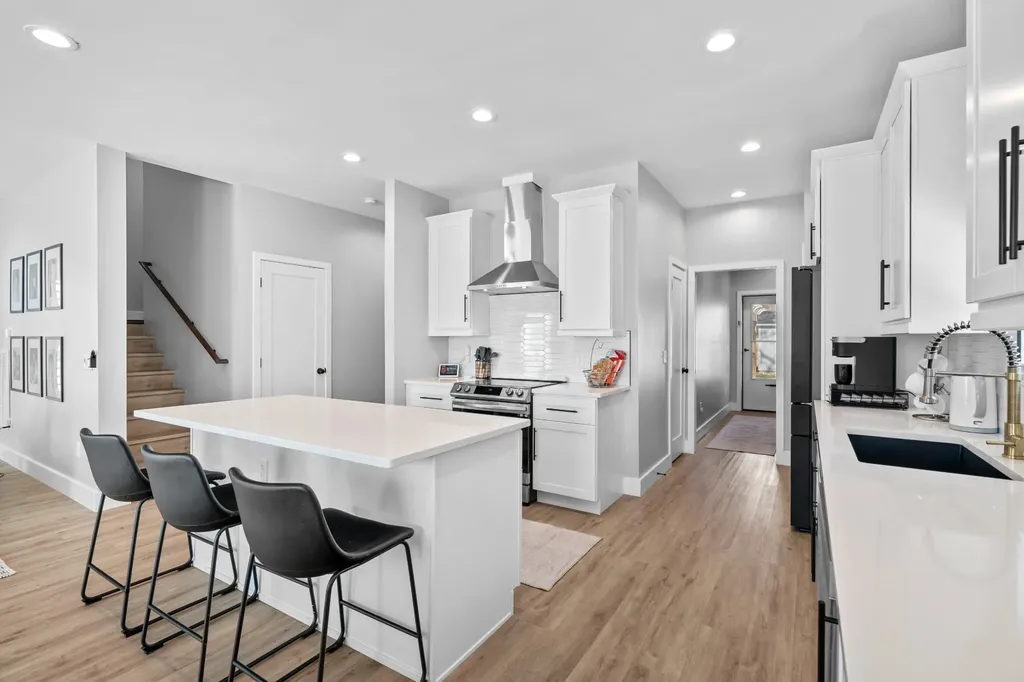 528 Veritas Street Nashville TN 37211