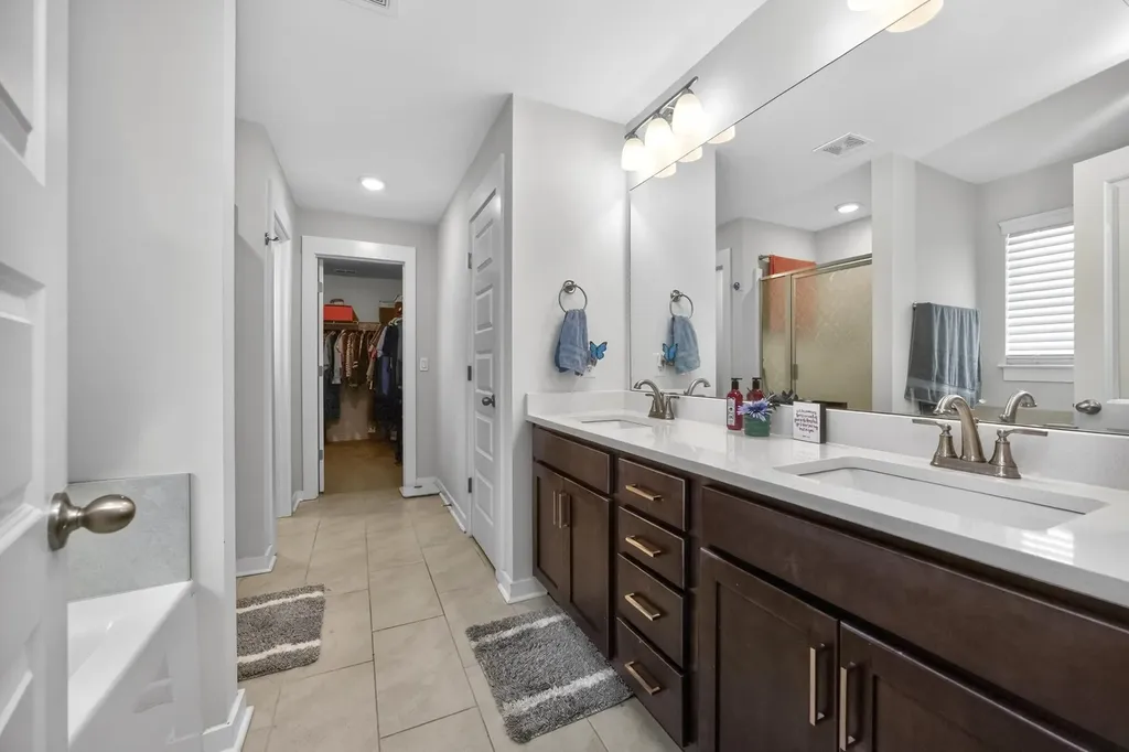 203 Strongpoint Drive Hendersonville TN 37075