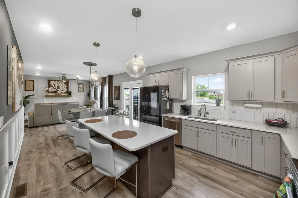 203 Strongpoint Drive Hendersonville TN 37075