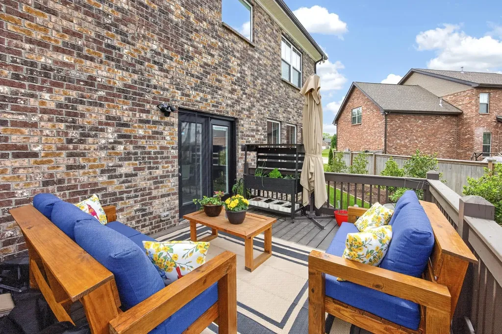 203 Strongpoint Drive Hendersonville TN 37075