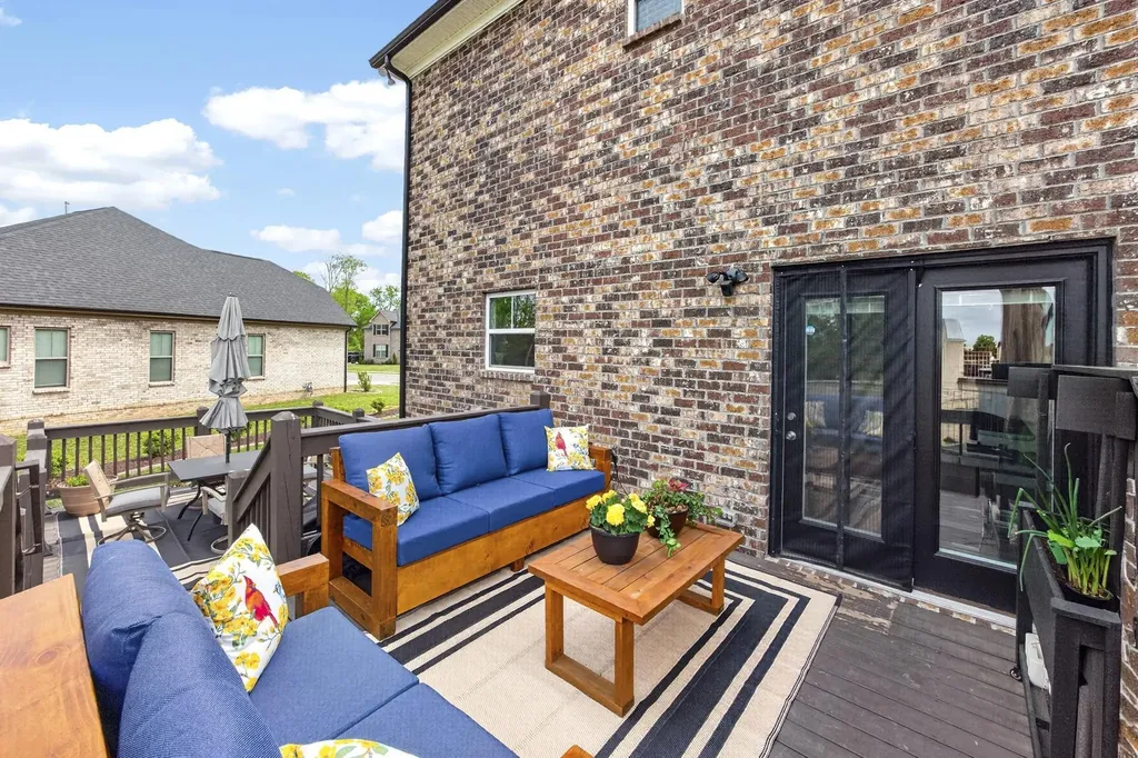 203 Strongpoint Drive Hendersonville TN 37075
