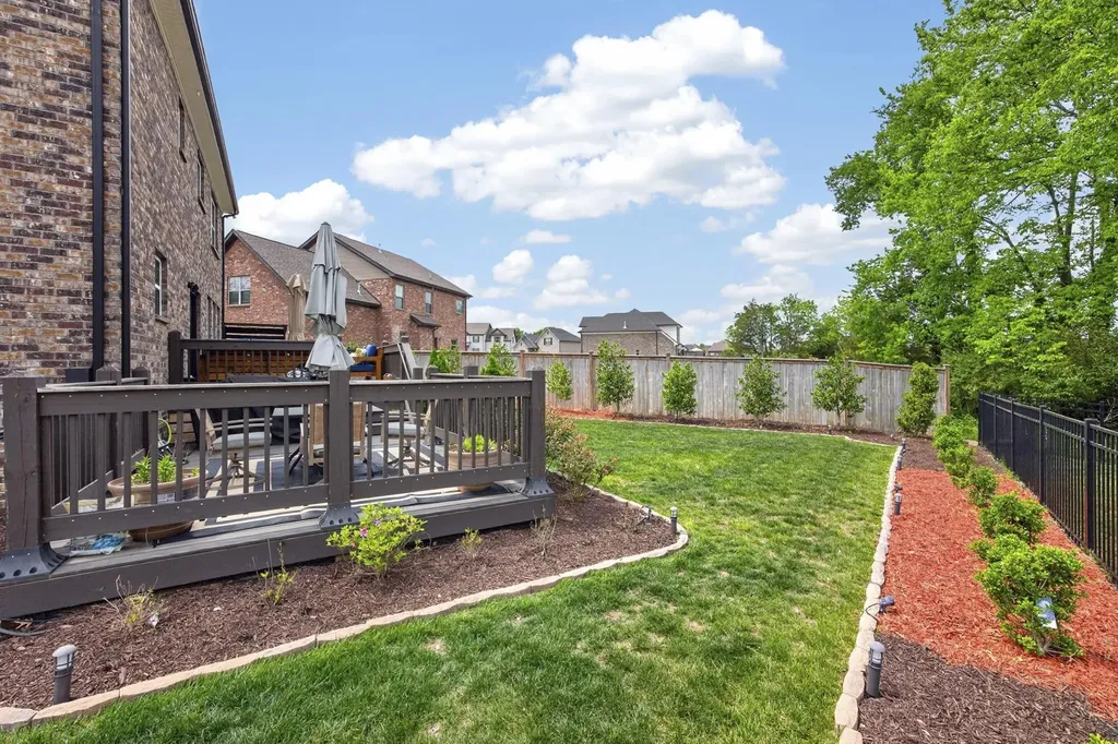 203 Strongpoint Drive Hendersonville TN 37075