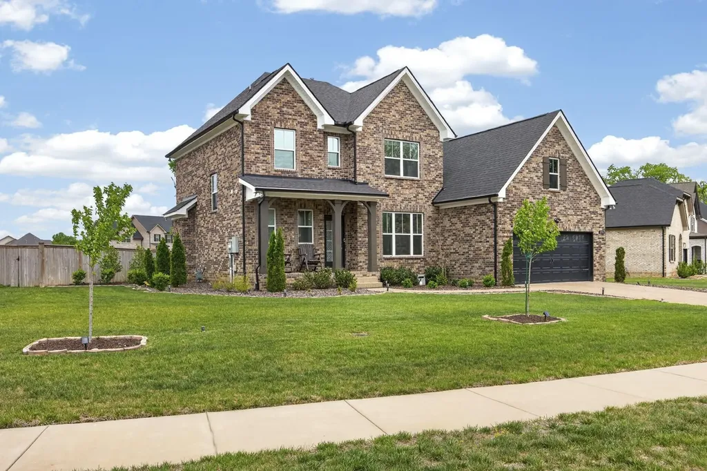 203 Strongpoint Drive Hendersonville TN 37075