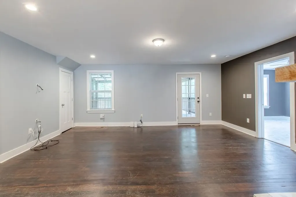 1021 College Avenue Nashville TN 37209