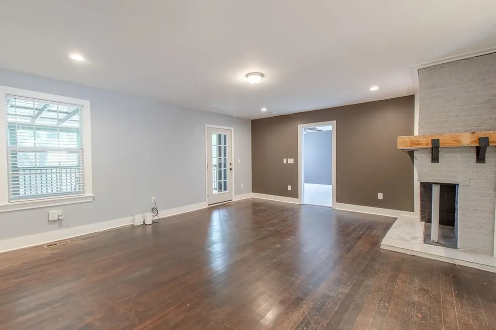 1021 College Avenue Nashville TN 37209
