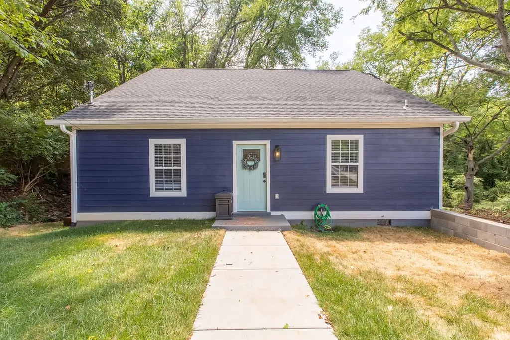 1021 College Avenue Nashville TN 37209