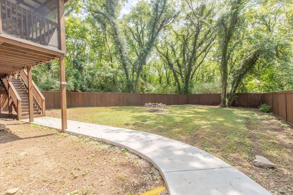 1021 College Avenue Nashville TN 37209