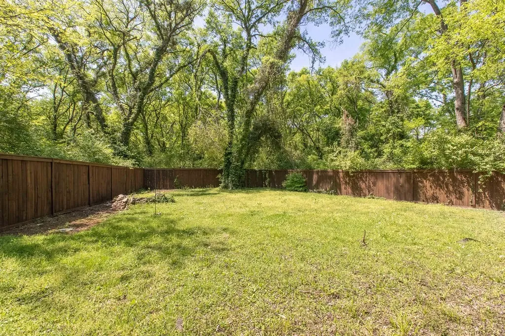 1021 College Avenue Nashville TN 37209