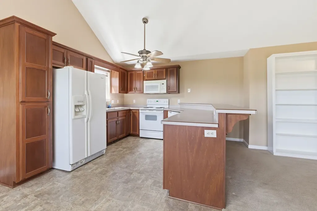 302 Aubrey Court Burns TN 37029