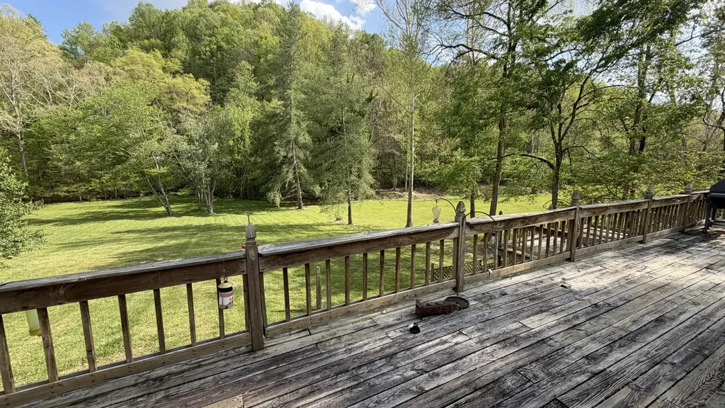 237 Brooks Road Maynardville TN 37807