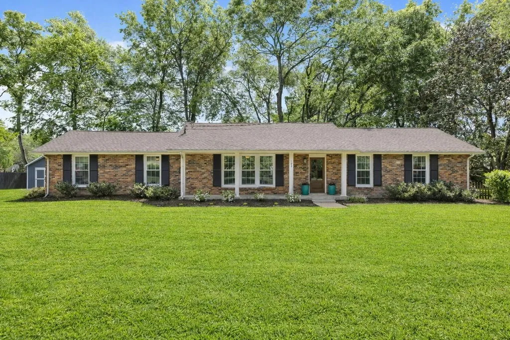 109 Pine Circle Drive Franklin TN 37069
