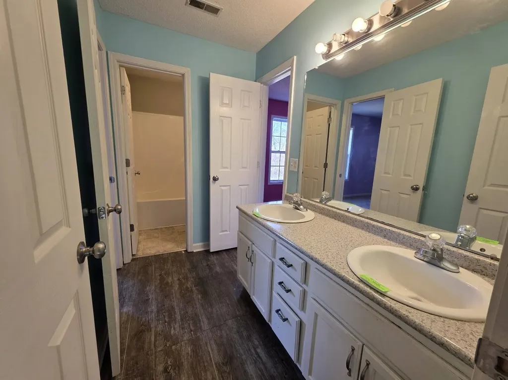 1306 Sunfield Drive Clarksville TN 37042