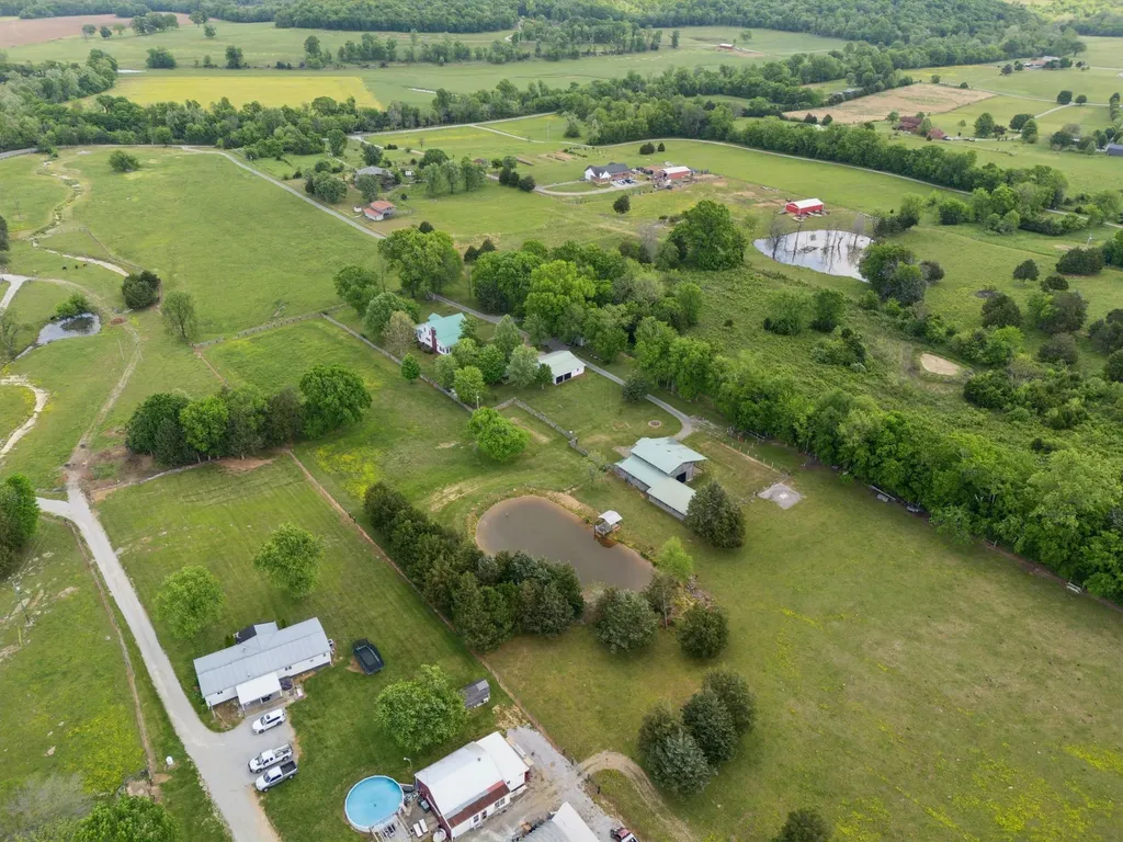 1494 Grant Road Watertown TN 37184