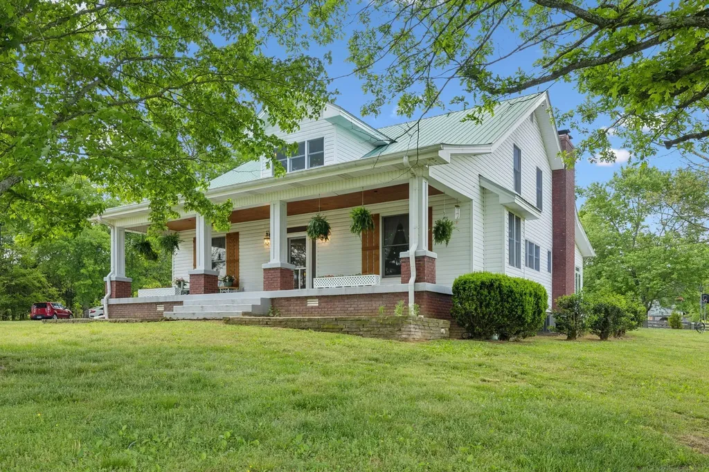 1494 Grant Road Watertown TN 37184