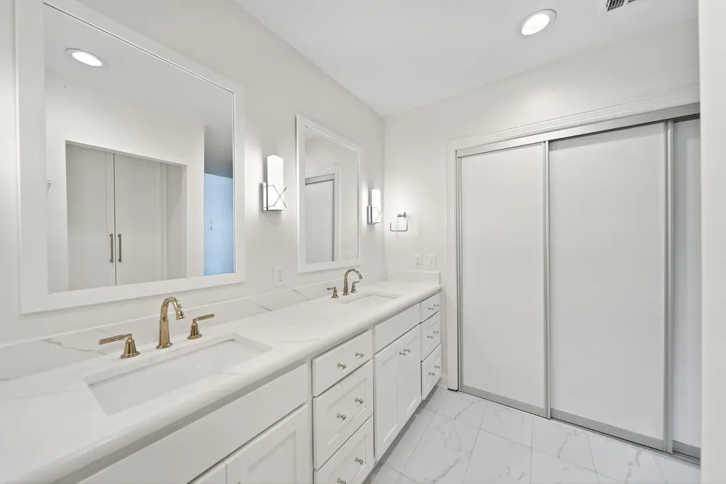57 Brookhill Circle Nashville TN 37215