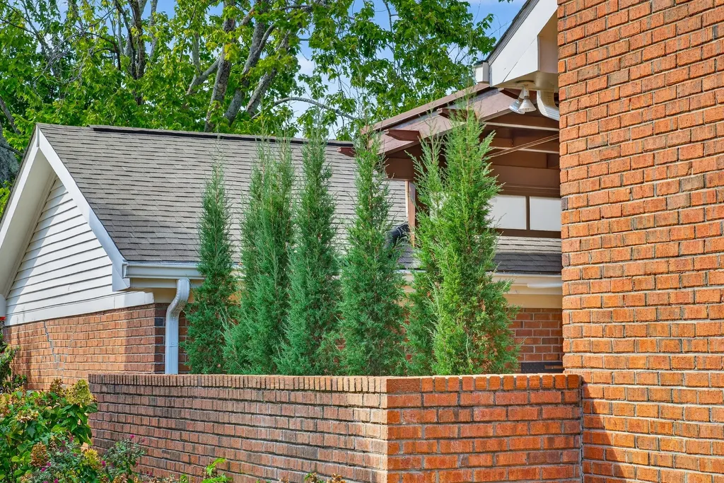 57 Brookhill Circle Nashville TN 37215