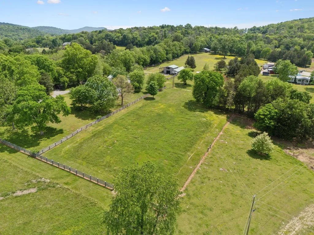 1494 Grant Road Watertown TN 37184