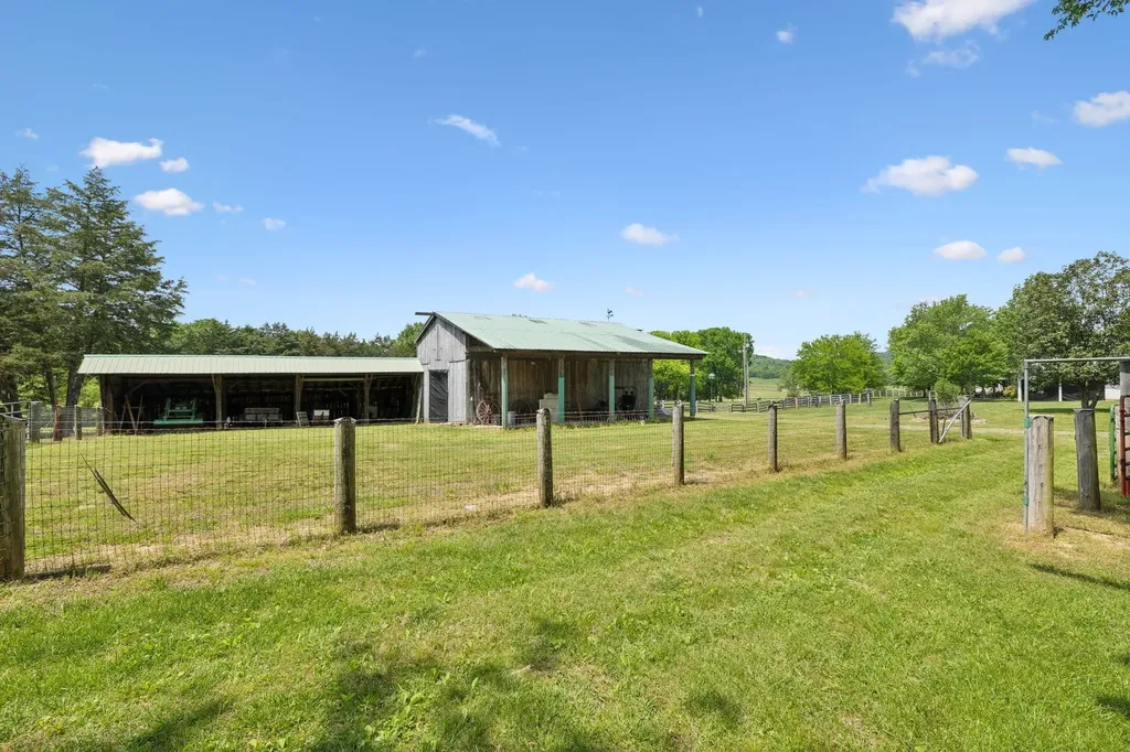 1494 Grant Road Watertown TN 37184