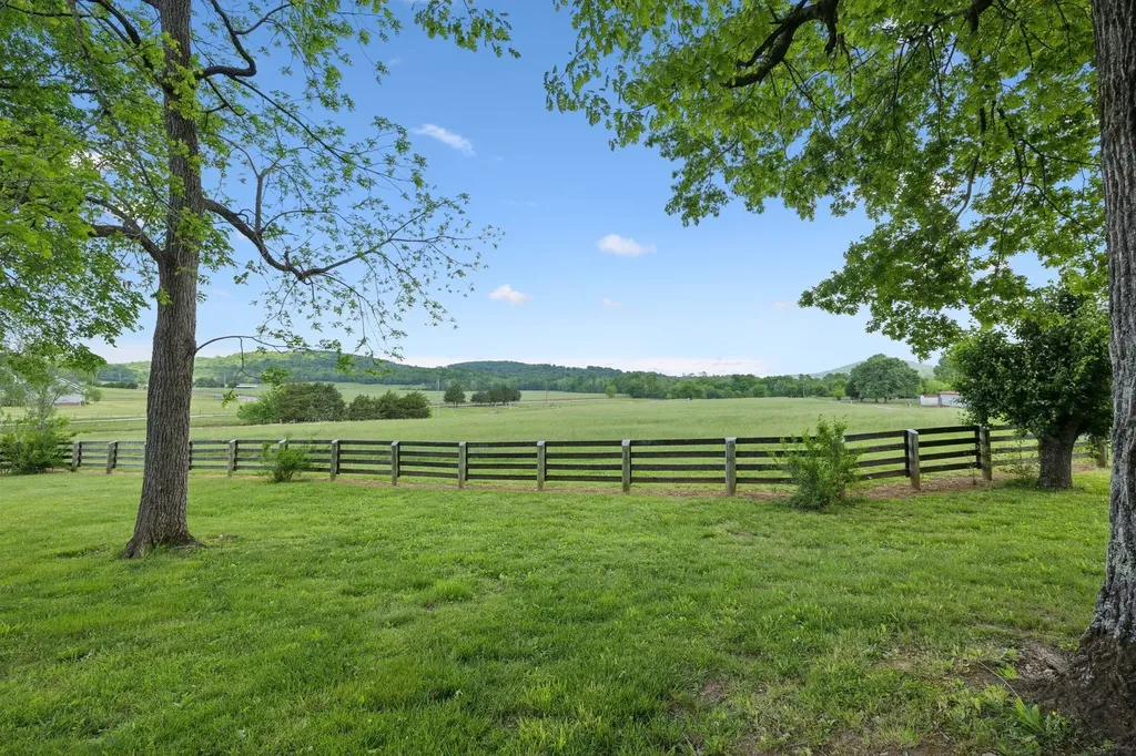 1494 Grant Road Watertown TN 37184