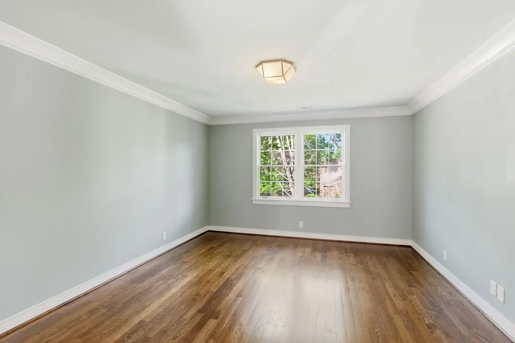 608 Linden Square Nashville TN 37215