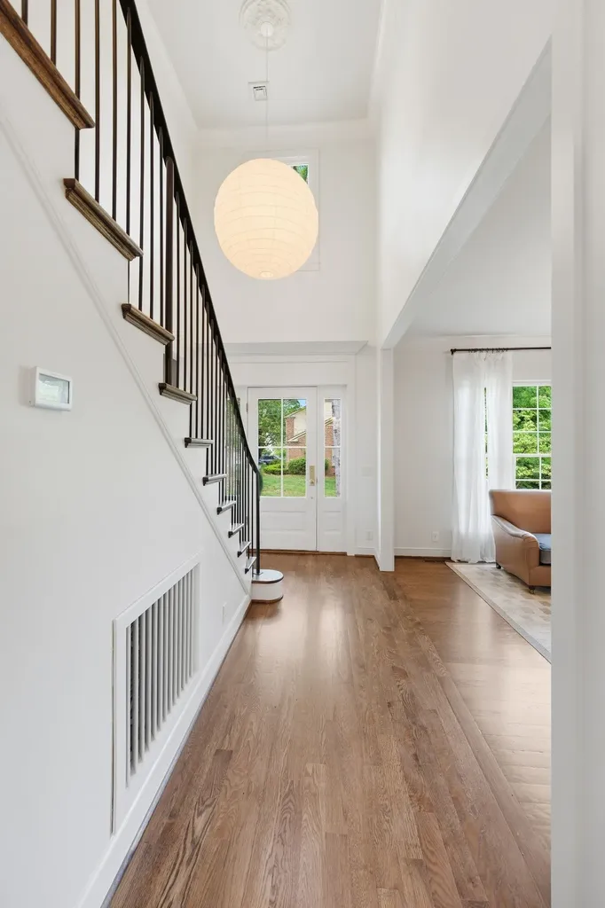 608 Linden Square Nashville TN 37215