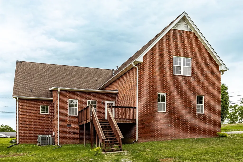 101 Oakland Drive Gallatin TN 37066