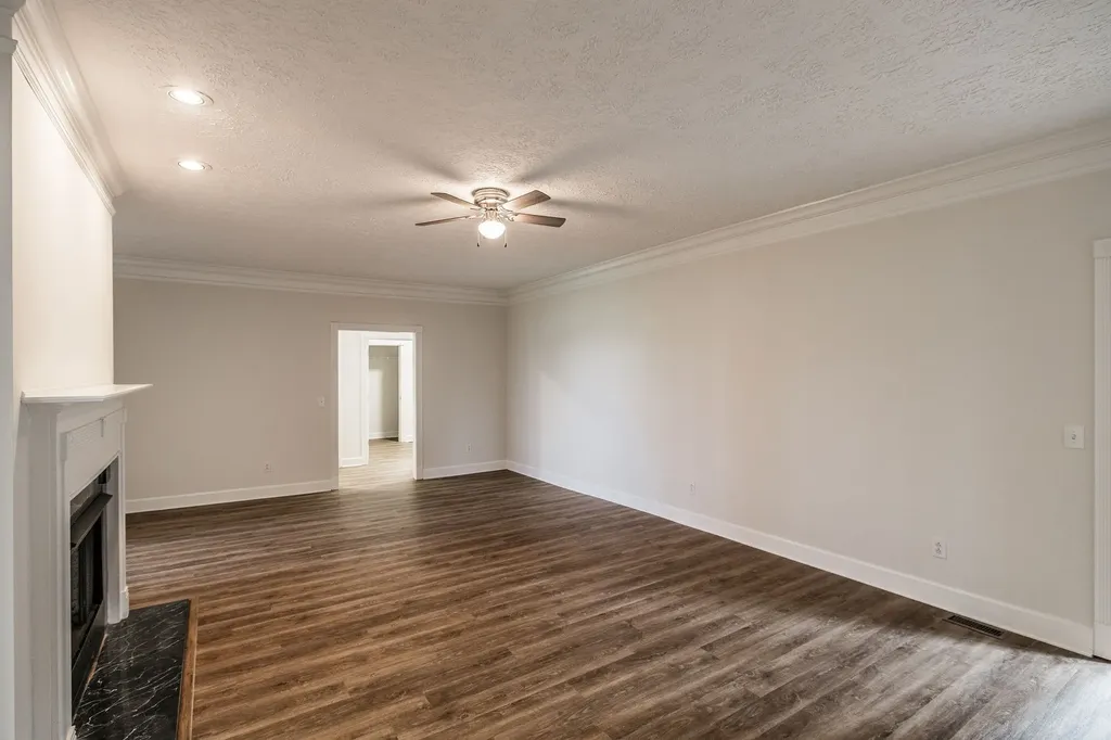 101 Oakland Drive Gallatin TN 37066