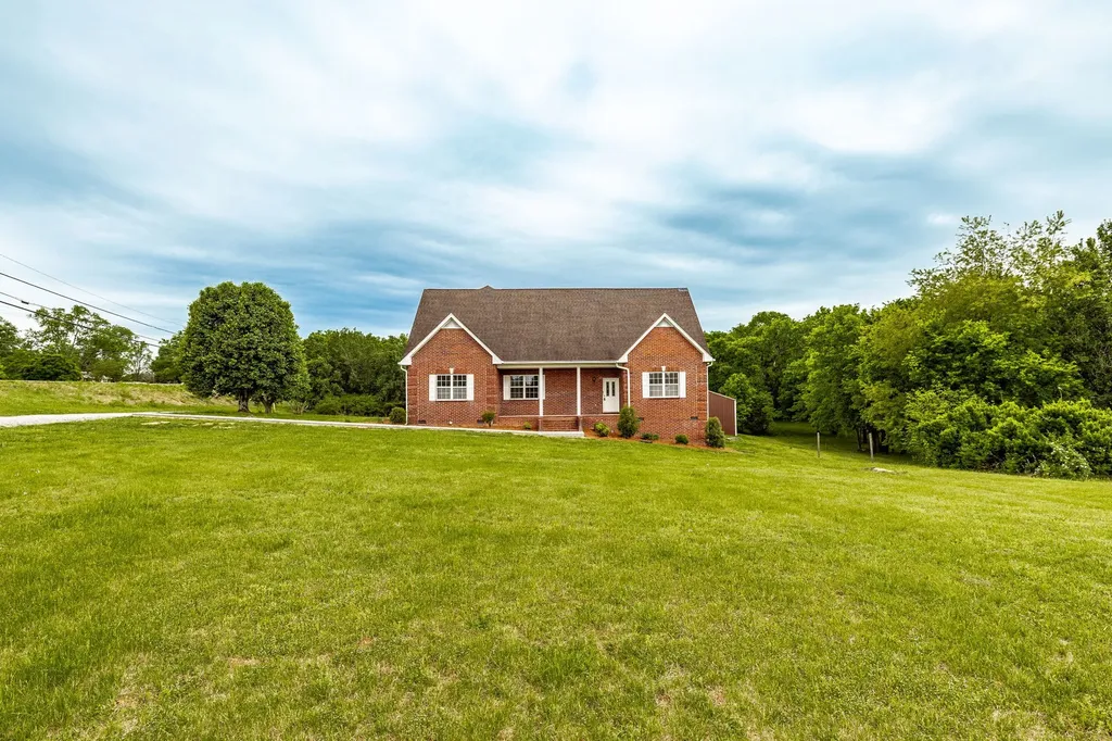 101 Oakland Drive Gallatin TN 37066