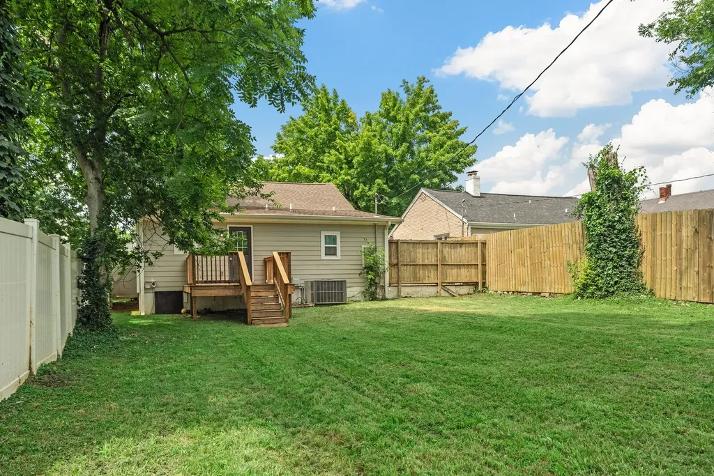 1815 Underwood Street Nashville TN 37208