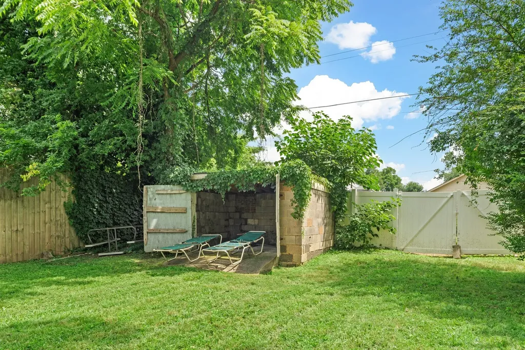 1815 Underwood Street Nashville TN 37208