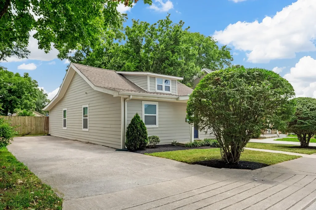 1815 Underwood Street Nashville TN 37208