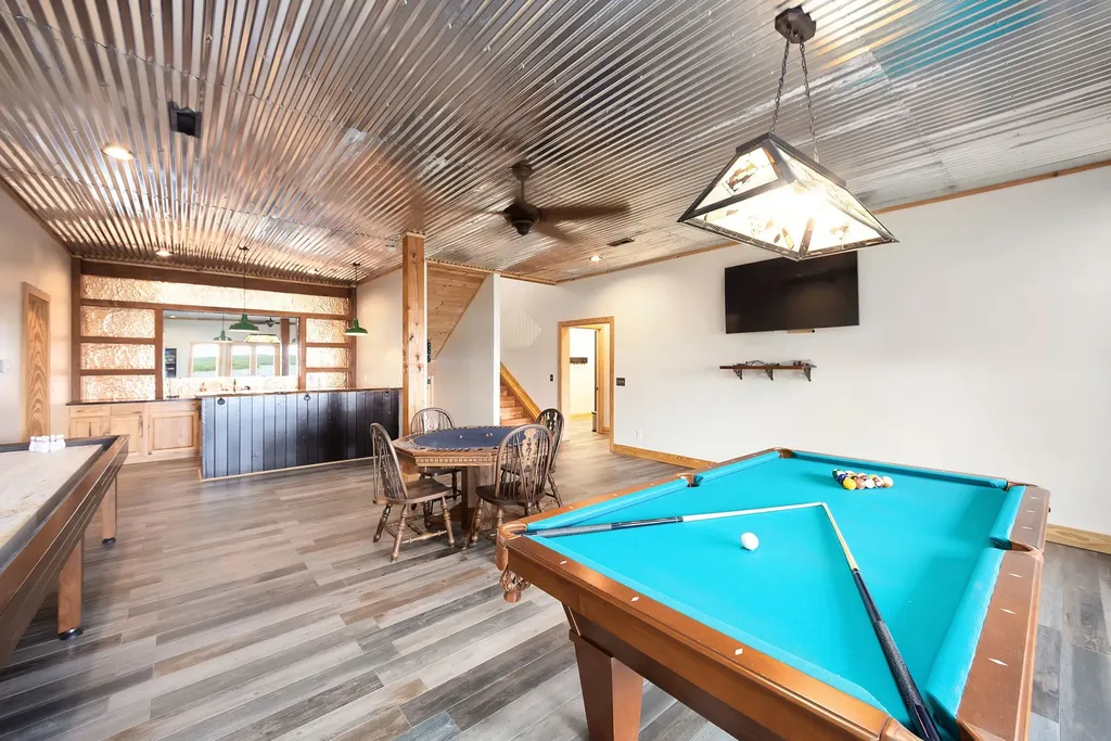 685 River Oaks Drive Big Sandy TN 38221