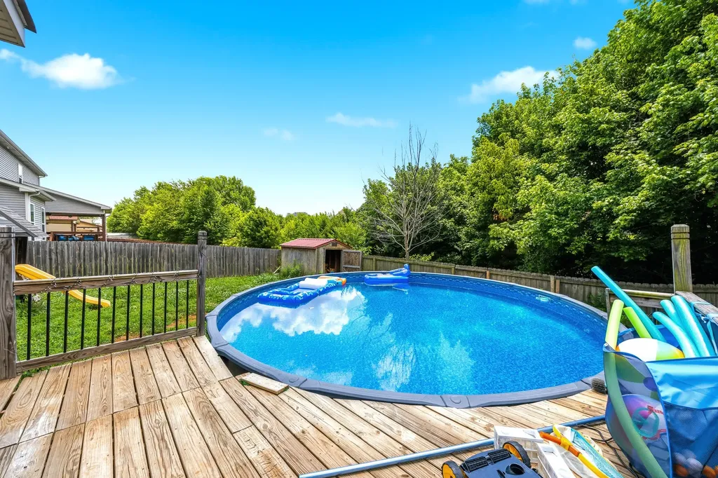 1761 Apache Way Clarksville TN 37042