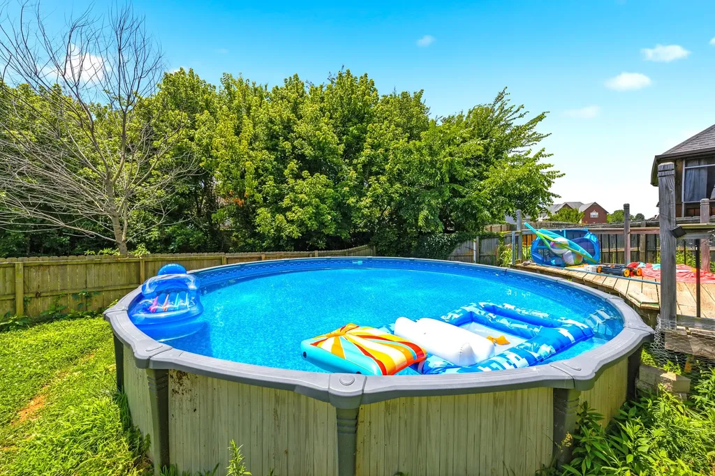 1761 Apache Way Clarksville TN 37042